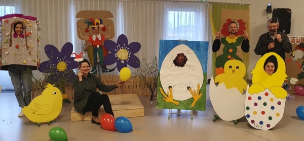 Iejokojam aprīli